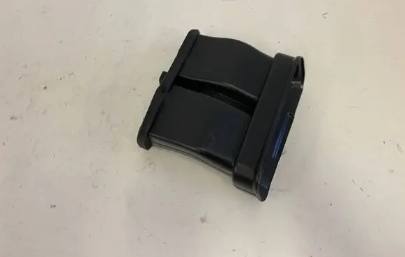 Audi Q7 4M Cabin air duct channel 4M0815217
