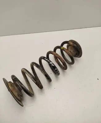 BMW 5 E39 Rear coil spring