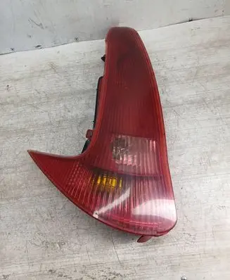 Peugeot 206 Rear/tail lights 1318