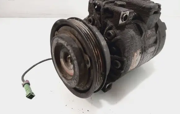 Volkswagen PASSAT B5 Air conditioning (A/C) compressor (pump) 8d0260808 4472009635
