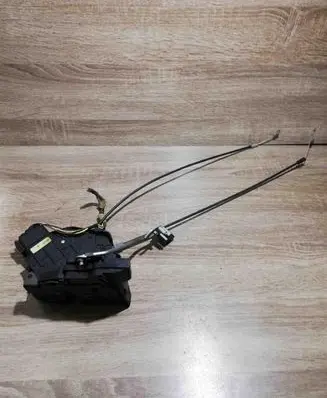 Mazda 3 I Rear door lock 3D13AA26413BP A00119D BP4K73