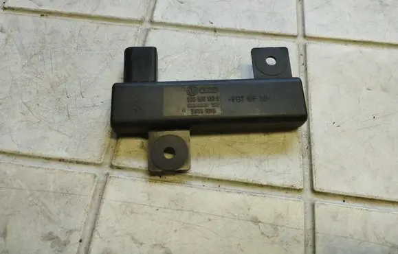 Interior comfort aerial antenna