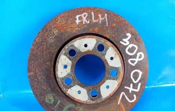Volvo XC70 Front brake disc 31262707