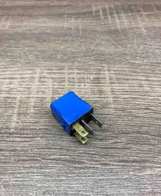 Nissan X-Trail T30 Other relay 2523079945