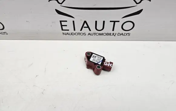 Volvo V50 Airbag deployment crash/impact sensor 30737138