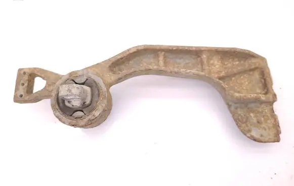Mercedes-Benz Vito Viano W639 Rear differential/diff mount bracket A6393530695