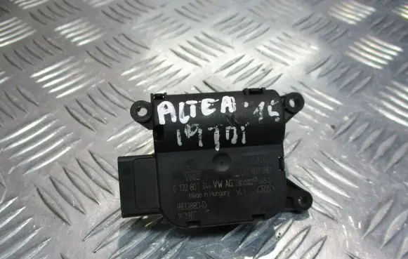Seat Altea Central body control module 983388D-D983388