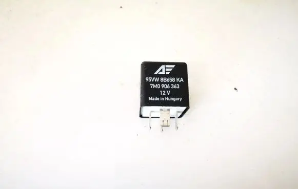 Ford Focus Other relay 95vw8658ka 7m0906363