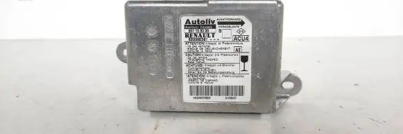 Renault Megane II Airbag control unit/module 8200682381 607139300 H243G570523