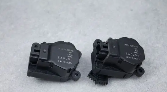 Ford C-MAX II Air flap motor/actuator 3M5H19E616AB EAD251
