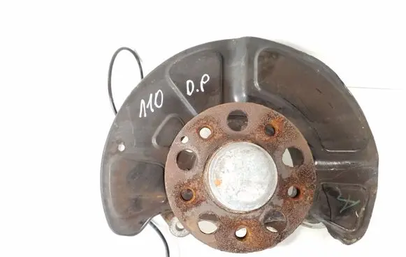 Mercedes-Benz E W212 Front wheel hub A2123322401 A2123320800