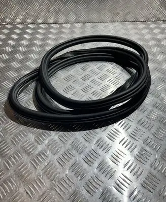 Seat Leon IV Front door rubber seal VW21944