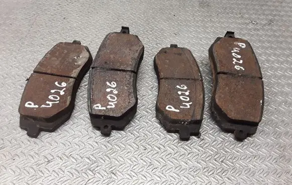 Subaru Legacy Brake pads (front) 