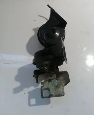 BMW 5 E60 E61 Horn signal A046313