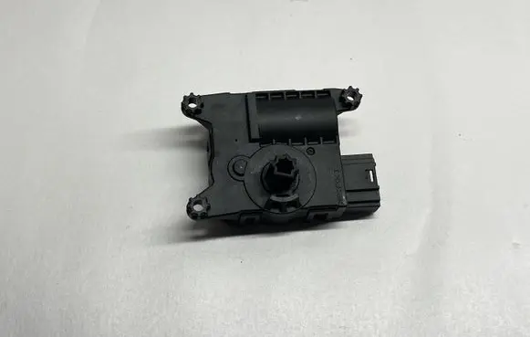 Ford Mustang VI Intake manifold valve actuator/motor FR3B19E616DA
