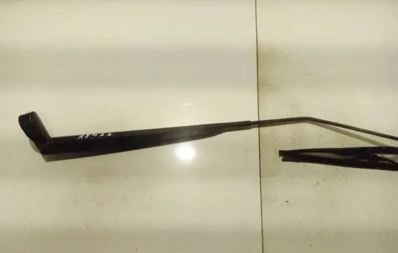 Citroen C3 Front wiper blade arm