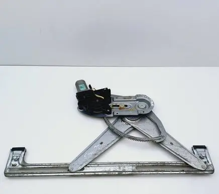 Ford C-MAX I Front door window regulator with motor 979036100