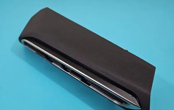 Dash center air vent grill