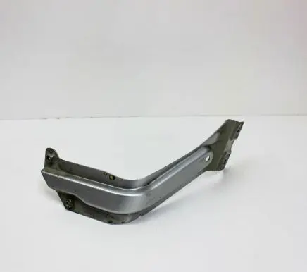Volkswagen Caddy Fender mounting bracket 1T0821136C