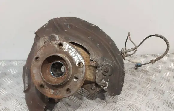 BMW X1 E84 Front wheel hub 6788699
