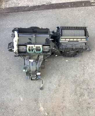 Volkswagen T-Roc Interior heater climate box assembly housing 5WB816002N C212658
