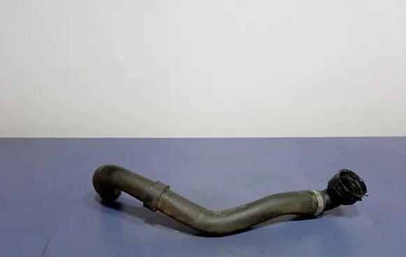 Volvo XC60 Engine coolant pipe/hose 31474845