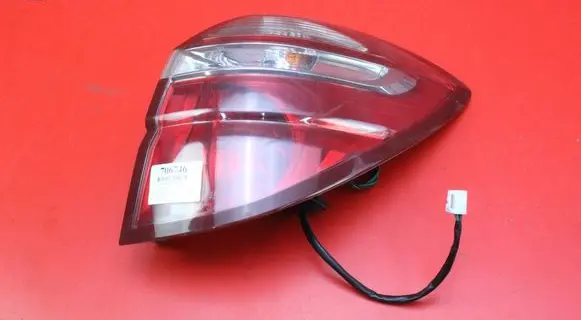 Subaru Legacy Rear/tail lights 220-20952
