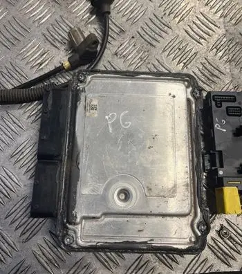 Volkswagen PASSAT B6 Engine control unit/module 03g906021mr