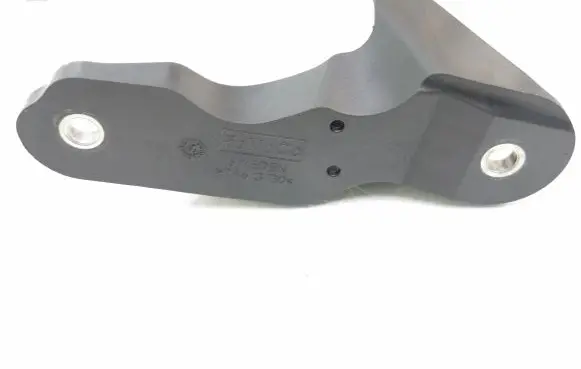 Volvo V70 Gear shift cable bracket 