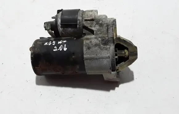 Renault Megane III Starter motor 8200792969