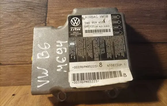 Volkswagen PASSAT B6 Airbag control unit/module 5N0959655A 391135 19H13S1815
