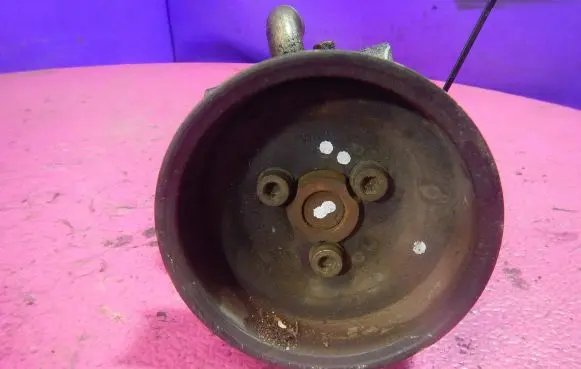 Volkswagen Polo III 6N 6N2 6NF Power steering pump