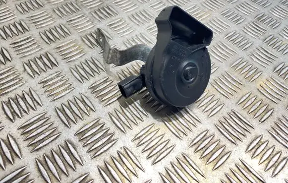 Mercedes-Benz E W212 Horn signal A046522