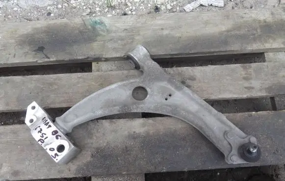 Volkswagen PASSAT B6 Front control arm