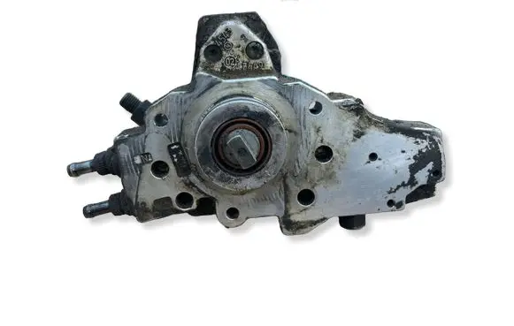 Mercedes-Benz S W220 Fuel injection high pressure pump A6110701401