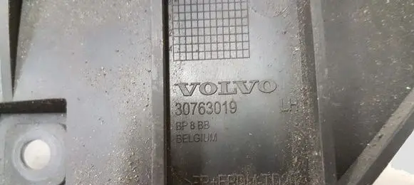 Volvo V50 Rear bumper mounting bracket 30763019