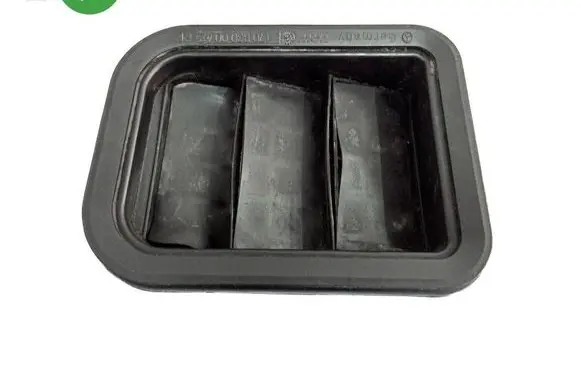 Mercedes-Benz ML W163 Quarter panel pressure vent 1708300042