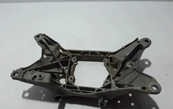 Volkswagen Touareg III Gearbox mounting bracket 4M0399263P