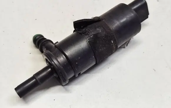 Audi Q5 SQ5 Headlight washer pump 3B7955681