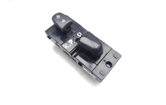 Nissan Qashqai Electric window control switch
