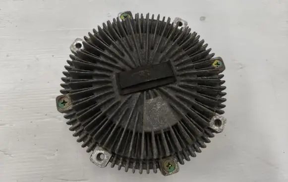 Mitsubishi Pajero Viscous fan clutch 