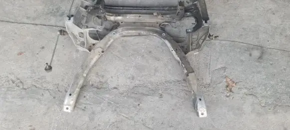 BMW 5 E60 E61 Front subframe 4400406444 6759461 6759462