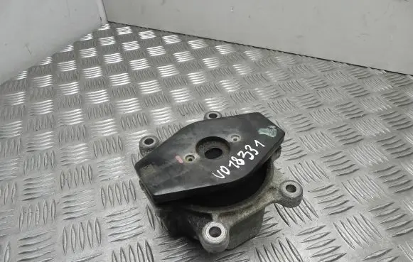 Jaguar I-Pace Engine mount bracket J9D37M121AD VD18331