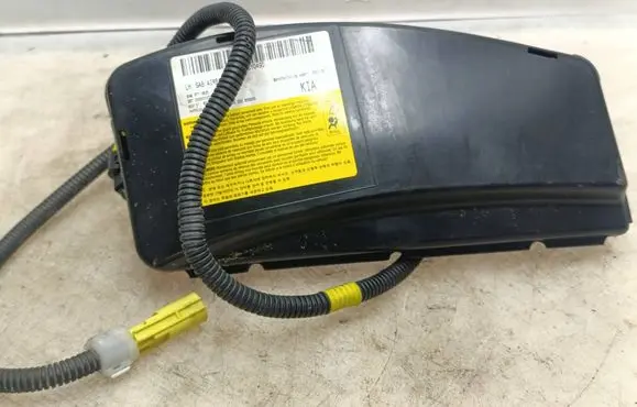 KIA Ceed Seat airbag 607184900