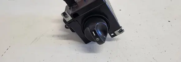 Mercedes-Benz A W168 Light switch 1685450104 33751 110304C03Q15