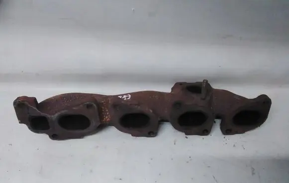 Opel Insignia A Exhaust manifold 55565986