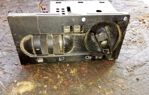 Volkswagen Transporter - Caravelle T4 Headlight level height control switch 7D1941333