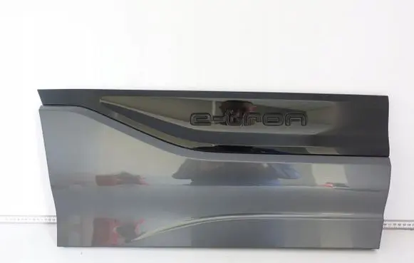 Audi e-tron Trim molding 85H853970B