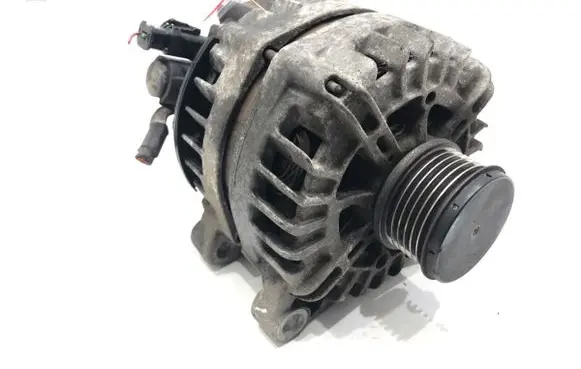Peugeot 208 I Generator/alternator 9810525380