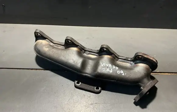Opel Vivaro Intake manifold